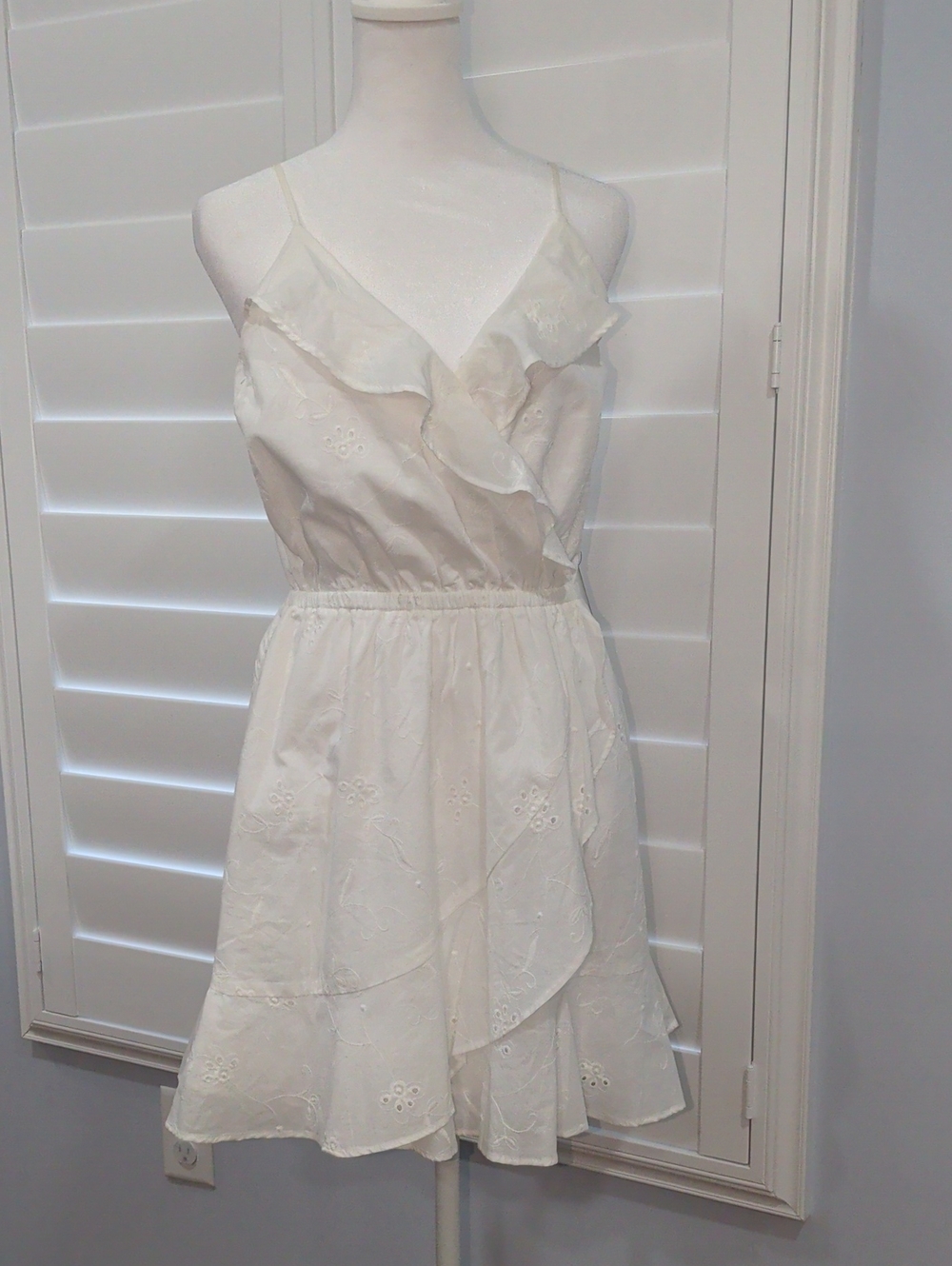 NWT Express White Eyelet Ruffle Mini Dress